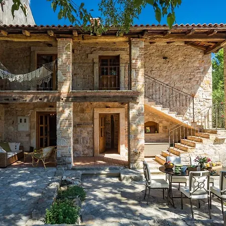 Arboretum Villa *