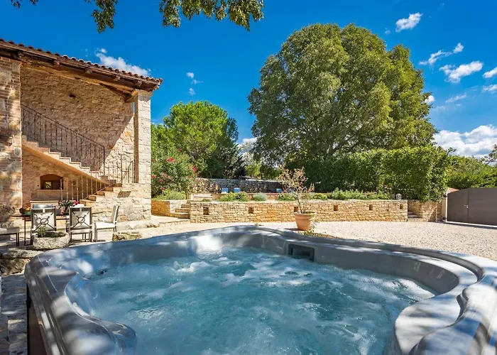 Arboretum ポレッチ